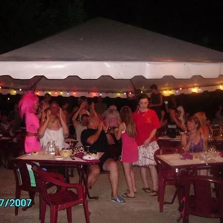 Vakantiehuis 3 Etoiles - Piscine - Ccbgcfa Puy-lʼÉvêque